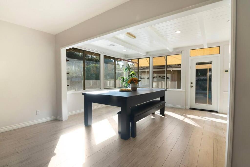 Large Home With Pool + Jacuzzi Los Angeles Kültér fotó